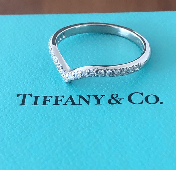 Tiffany & Co. 0.17tcw Diamond Soleste 'V' Half Eternity Ring Band Mint Condition Boxes/Receipt/Tiffany Valuation Letter