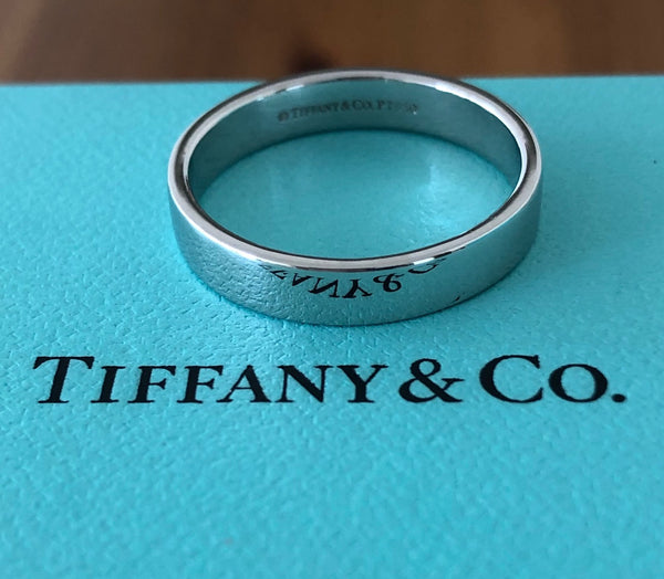 Tiffany & Co. Mens Platinum Wedding Band Ring 4mm Wide Size 9.25 RRP $2550
