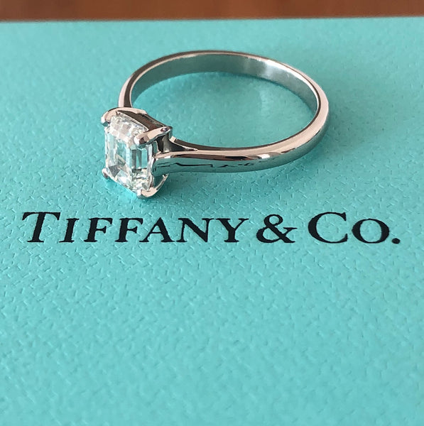 Tiffany & Co. 1.12ct H/VVS1 Diamond Emerald Cut Solitaire Engagement Ring Cert/Val