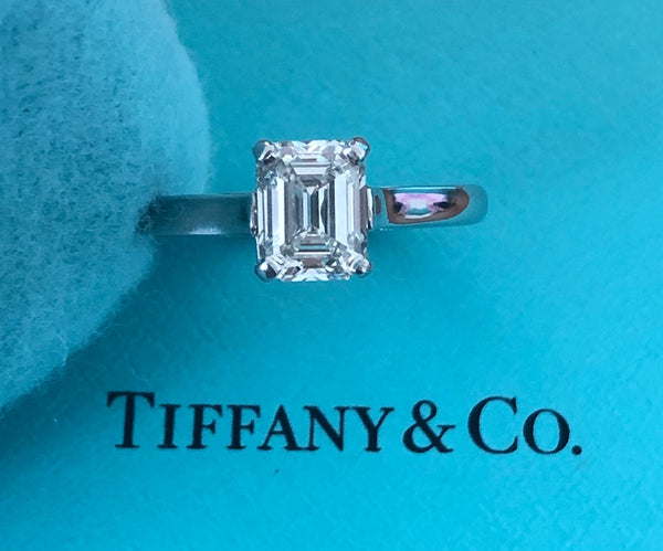 Tiffany & Co. 1.12ct H/VVS1 Diamond Emerald Cut Solitaire Engagement Ring Cert/Val