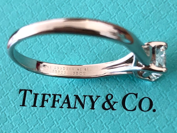 Tiffany & Co. 0.90ct H/VS1 Diamond Lucida Solitaire Engagement Ring Val/Cert/Rcp
