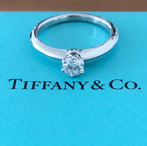 Tiffany & Co. 0.26ct F/VS1 Diamond Solitaire Engagement Ring Cert/Val/Rcpt/Boxes