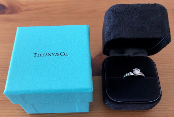 Tiffany & Co. 1.04tcw G/VS1 Diamond 6 Prong Ring w/ Accent Diamonds Cert/Val/Box