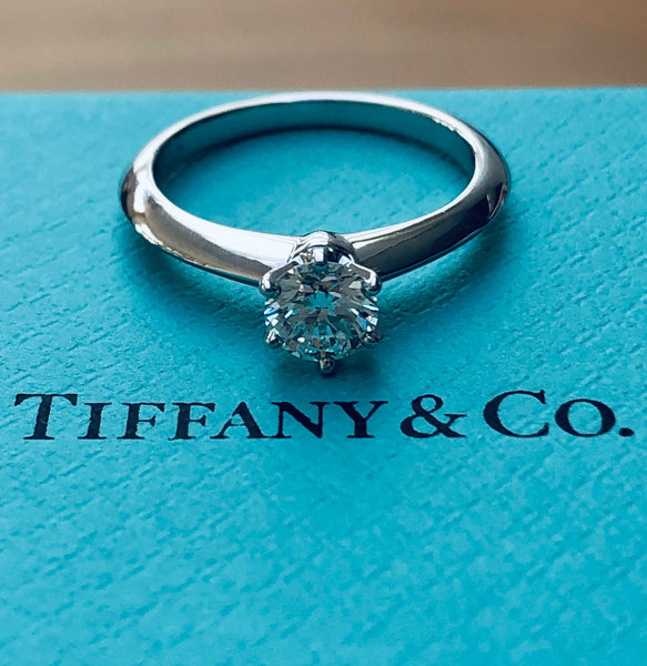 Tiffany & Co. 0.45ct I/VS1 Diamond Classic Solitaire Engagement Ring Cert/Val