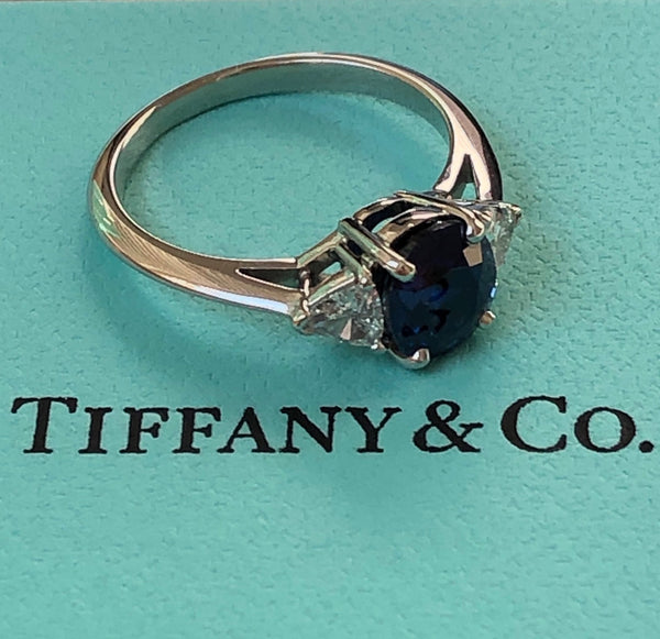 Tiffany & Co. 2.09ct Oval Sapphire & 0.33tcw Diamond Engagement Anniversary Ring