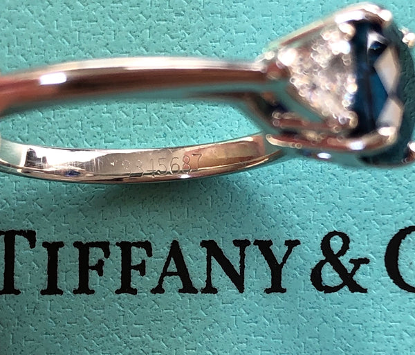 Tiffany & Co. 2.09ct Oval Sapphire & 0.33tcw Diamond Engagement Anniversary Ring