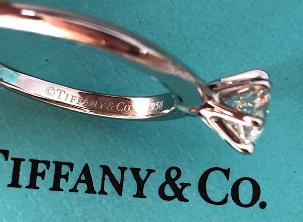 Tiffany & Co. 0.82ct G/VS1 Diamond Classic 6 Prong Solitaire Engagement Ring