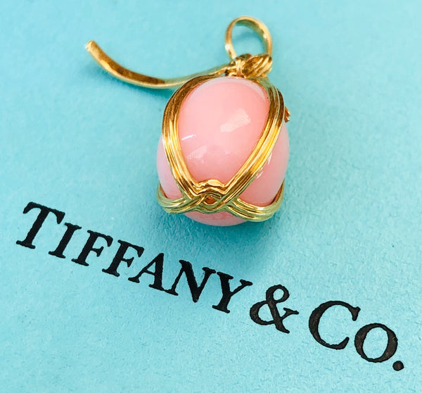 Tiffany & Co. Rare 18ct Yellow Gold and Pink Opal Egg Schlumberger Pendant