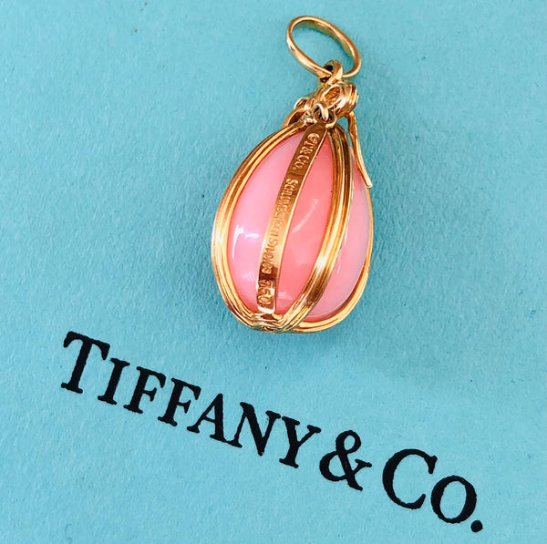 Tiffany & Co. Rare 18ct Yellow Gold and Pink Opal Egg Schlumberger Pendant