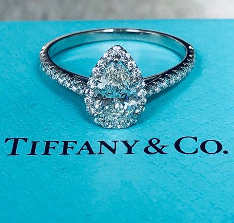 Tiffany & Co. 0.96tcw H/VVS2 Pear Diamond Soleste Engagement Ring Platinum Boxes