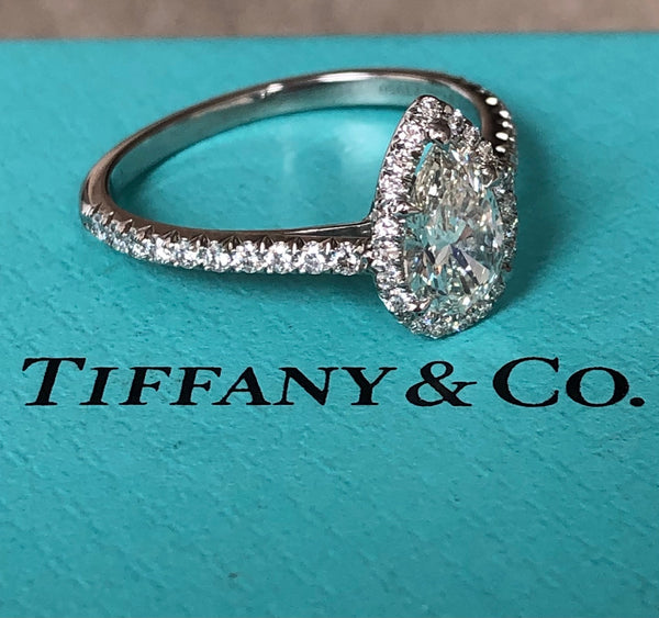 Tiffany & Co. 0.96tcw H/VVS2 Pear Diamond Soleste Engagement Ring Platinum Boxes