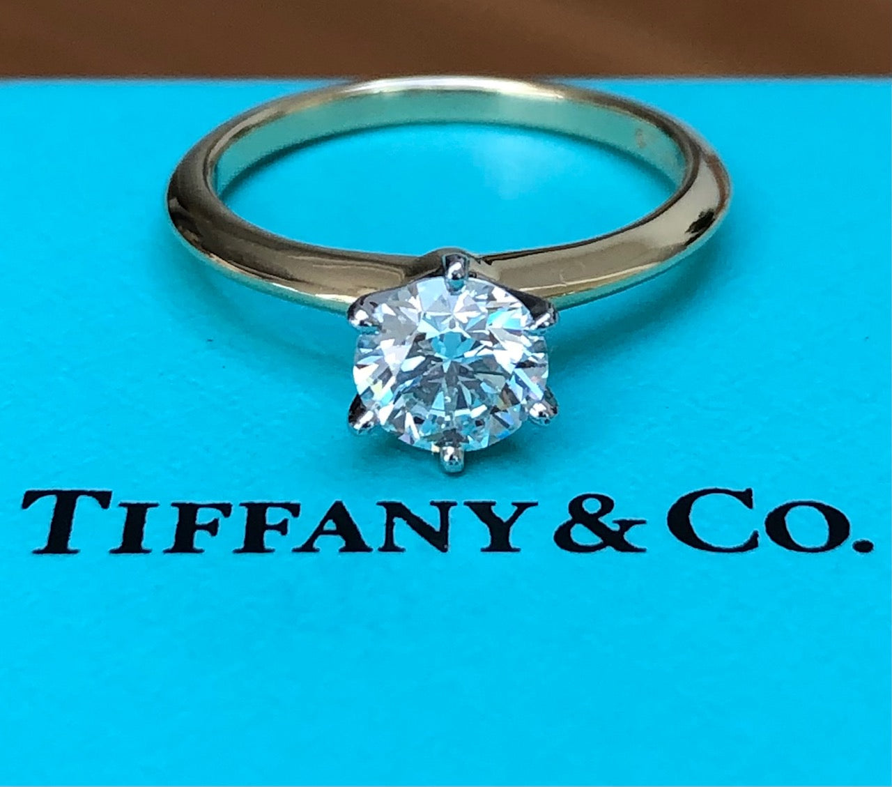 Tiffany & Co. 0.84ct H/VVS2 Diamond Round Solitaire Engagement Ring Cert/Val/Box