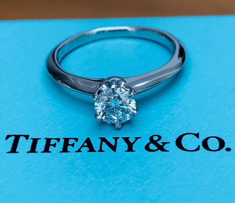 Tiffany & Co. Vintage circa 2000 0.42ct H/VS2 Diamond Round Brilliant Solitaire Ring PT950