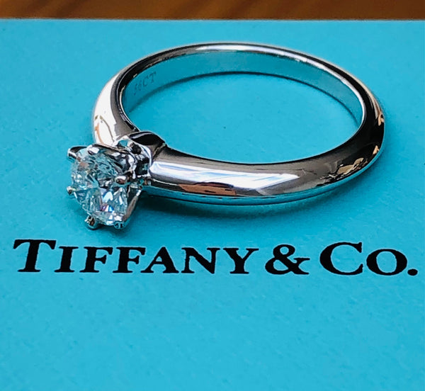 Tiffany & Co. 0.56ct E/VS2 Diamond Solitaire Engagement Ring Platinum Cert/Box