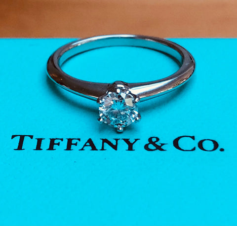 Tiffany & Co. 0.43ct F/VS2 Diamond 6 Prong Solitaire Ring PT950 Crt/Val/Box