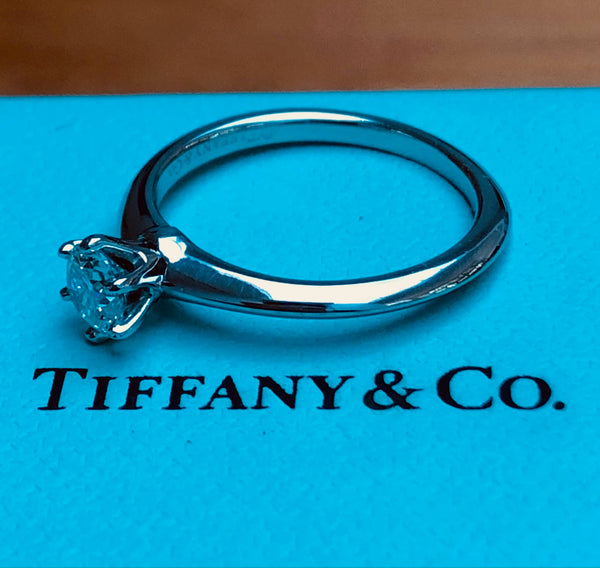 Tiffany & Co. 0.43ct F/VS2 Diamond 6 Prong Solitaire Ring PT950 Crt/Val/Box