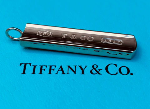 Tiffany & Co. Circa 2000 Vintage Solid 18ct Gold 1837 Bar Pendant Necklace Large