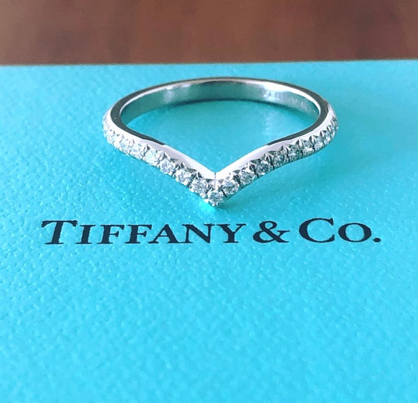 Tiffany & Co. 0.17tcw Diamond Soleste 'V' Half Eternity Ring Band Mint Condition Boxes/Receipt/Tiffany Valuation Letter